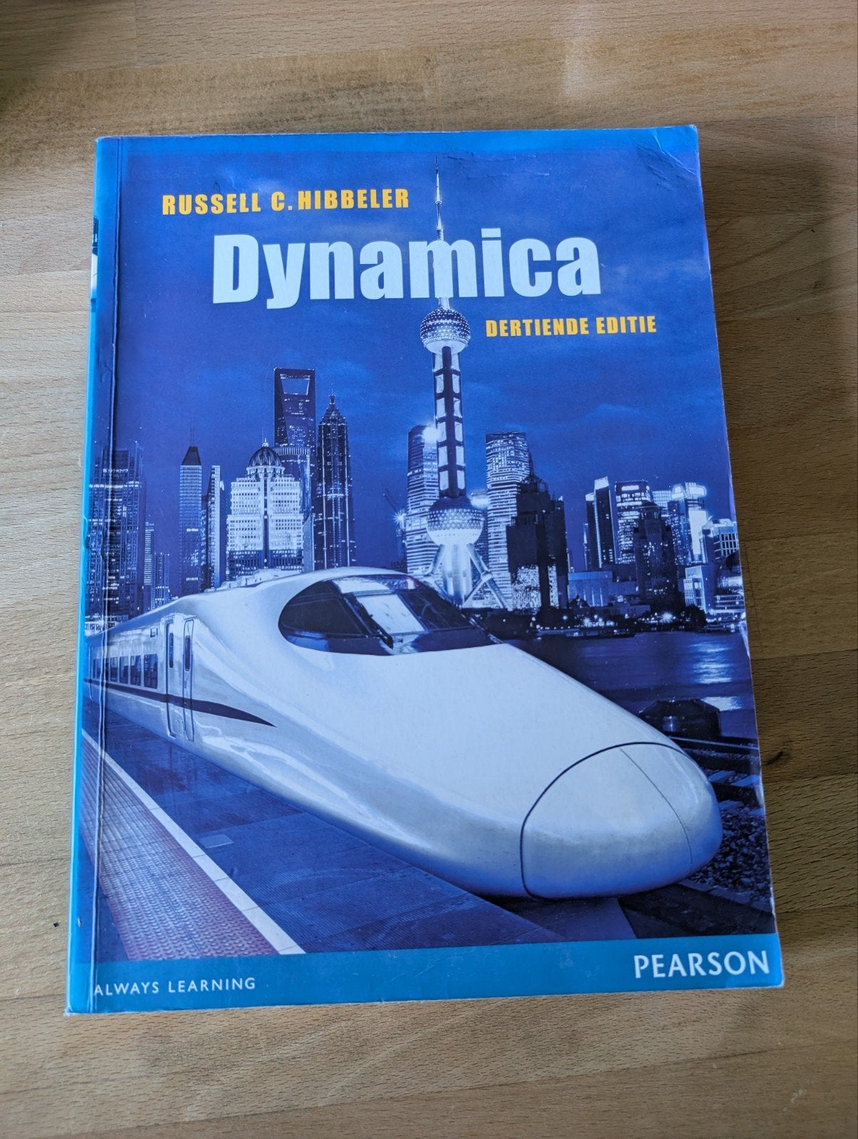 Dynamica - Russell C. Hibbeler - Dertiende Editie, Zo goed als nieuw, Russell C. Hibbeler, Beta, HBO