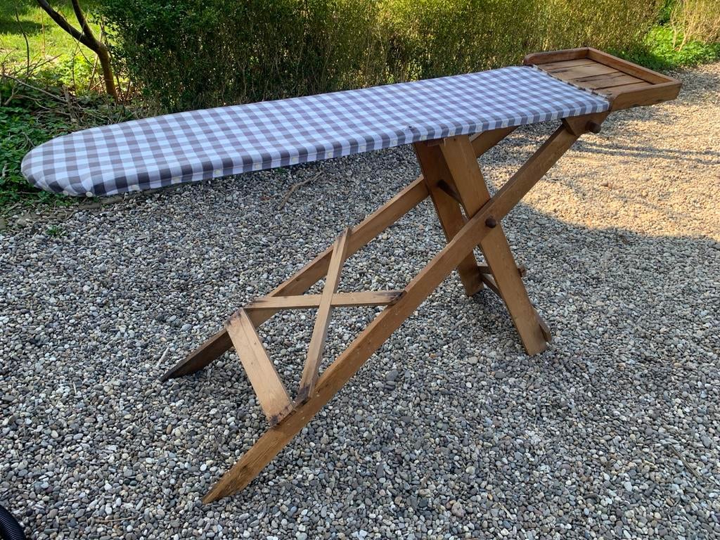 Ouderwetse houten strijkplank - Stevig en in goede staat, Witgoed en Apparatuur, Strijkijzers en Strijkplanken, Ophalen, Gebruikt
