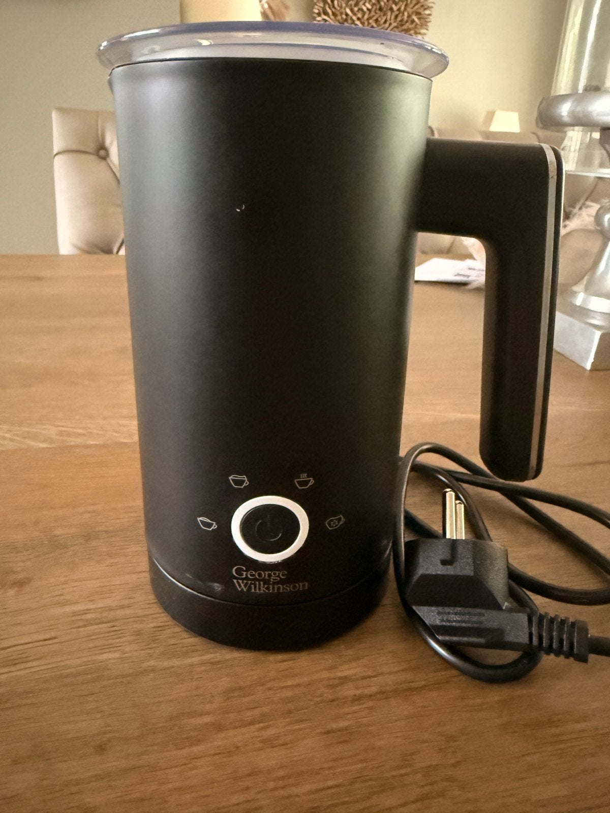 George Wilkinson Elektrische Melkopschuimer 4-in-1, Ophalen of Verzenden, Zo goed als nieuw, Elektrische melkopschuimer