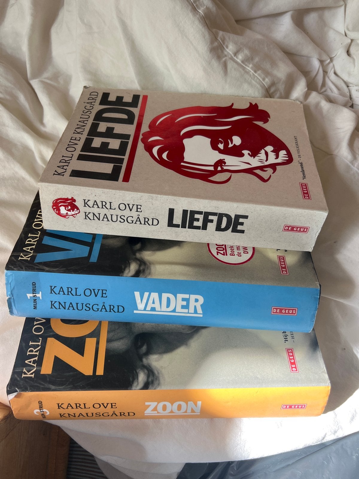 Karl Ove Knausgård - Mijn Strijd: Liefde, Vader, Zoon, Boeken, Ophalen of Verzenden, Gelezen, Europa overig