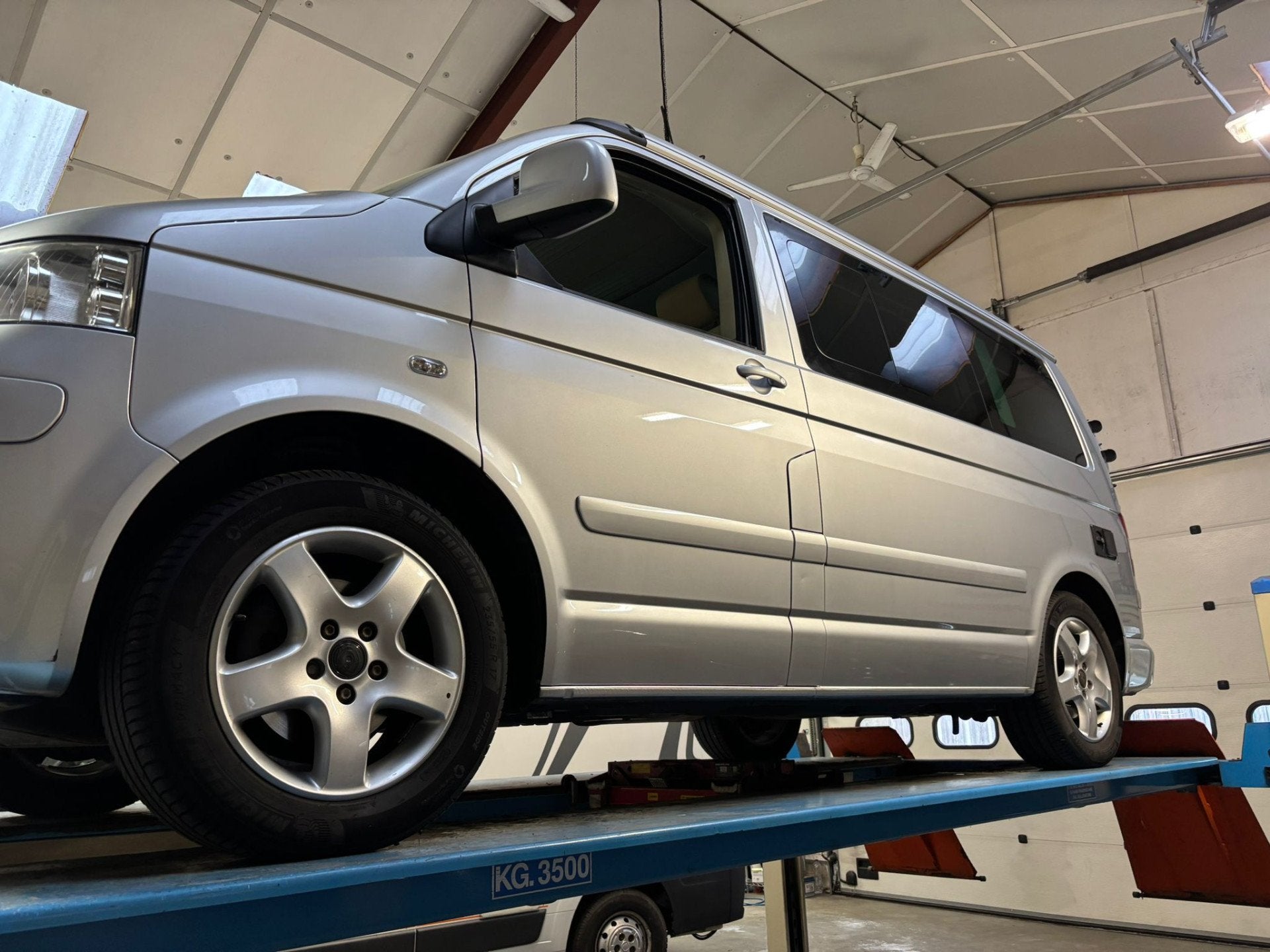 Foto 48 van Westfalia California 8pers elec,dak/deur PON onderhoud! 7HM