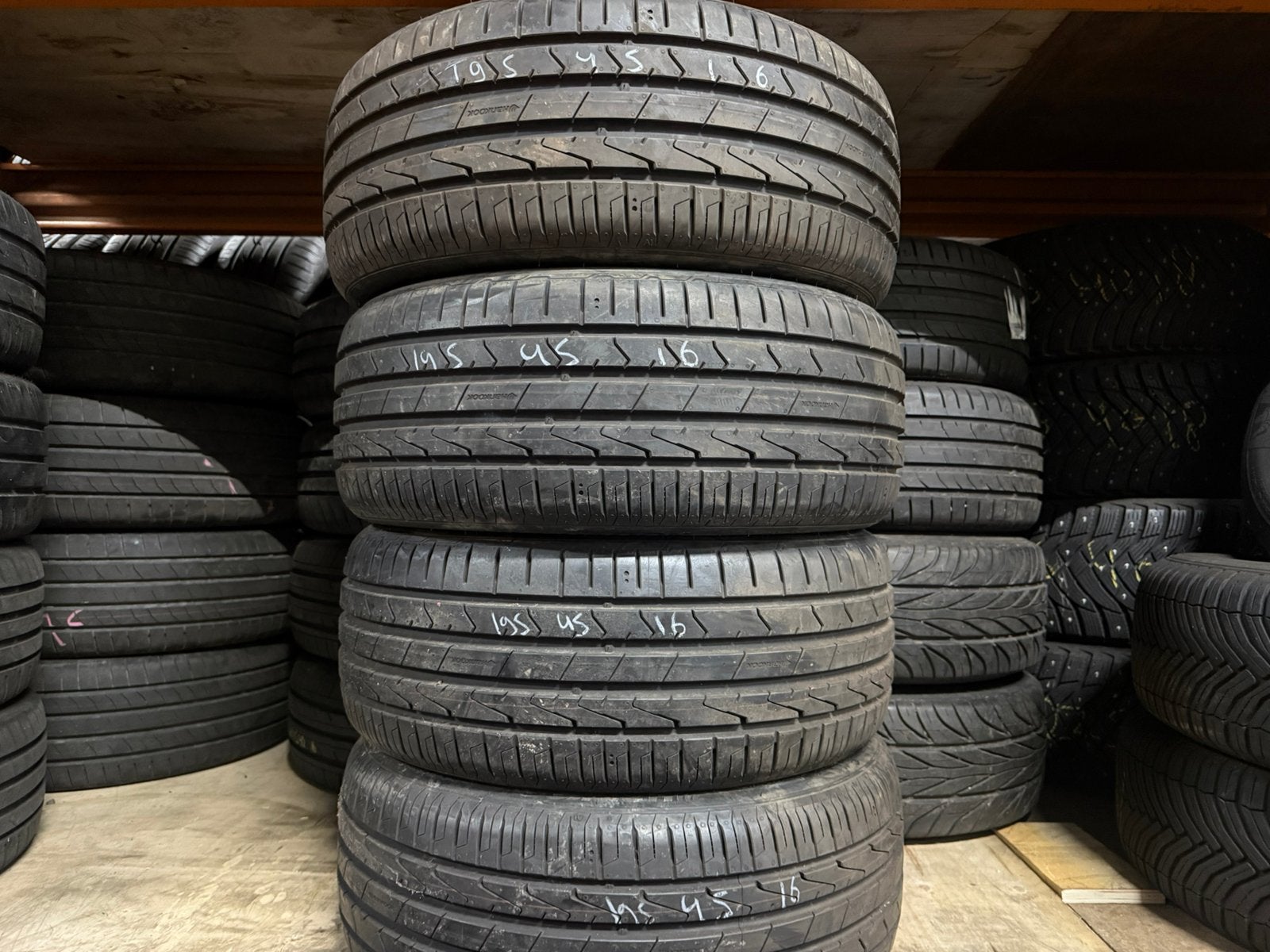 4x 195 45 16 84H Hankook Ventus Prime 3 DEMO NIEUW, 16 inch, Nieuw, Ophalen of Verzenden, Band(en)