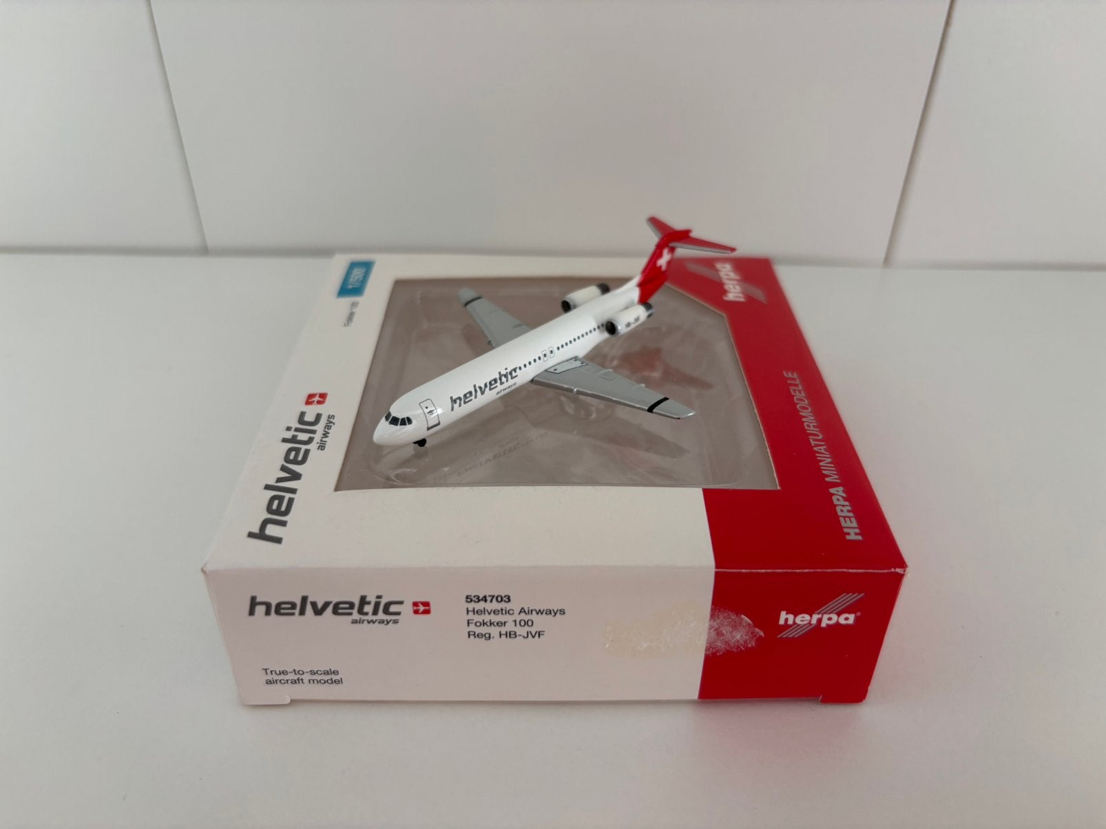 Herpa 534703 Helvetic Airways Fokker 100 1:500, Verzamelen, Ophalen of Verzenden, Zo goed als nieuw, Schaalmodel