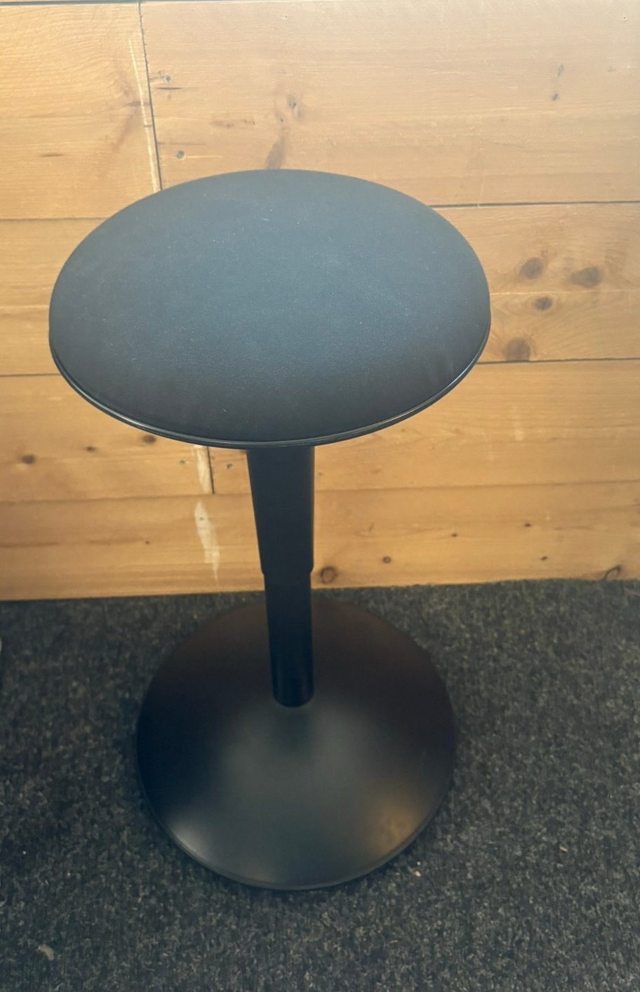 IKEA NILSERIK zit-/stasteun - donkergrijs/zwart, Ophalen, Kunststof, In hoogte verstelbaar, 60 tot 90 cm