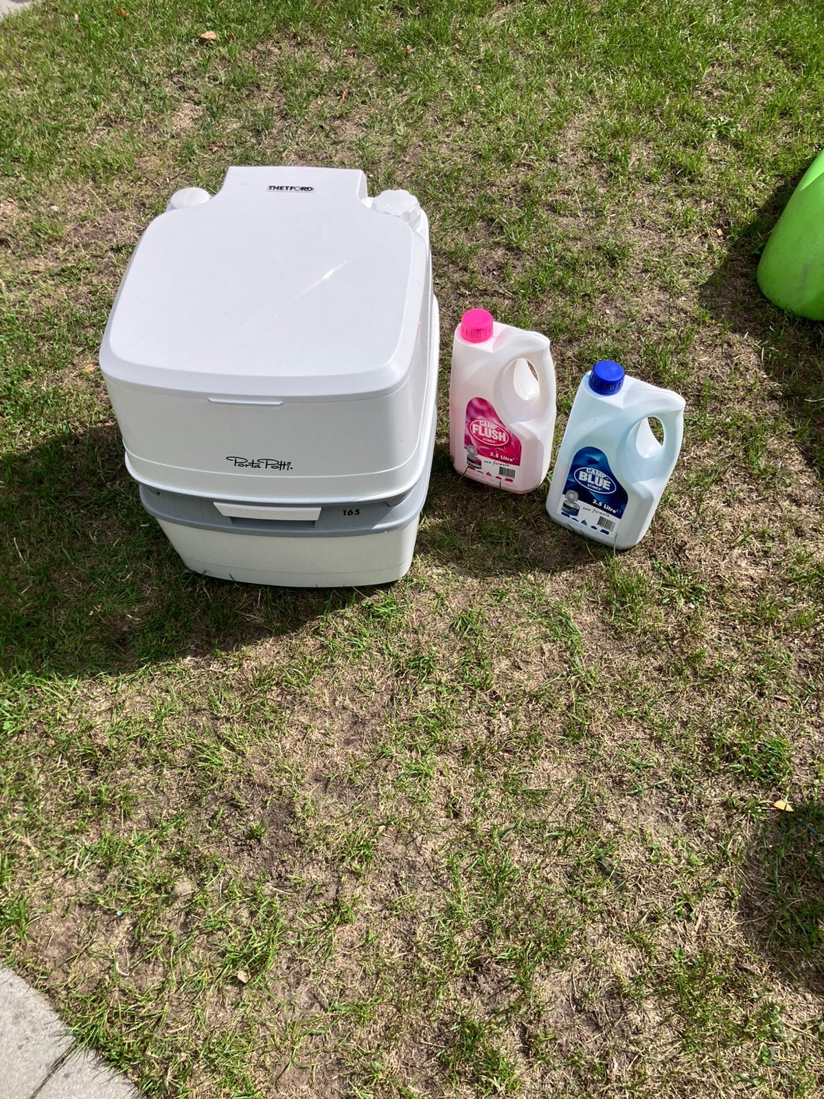 Porta potti, Ophalen, Zo goed als nieuw