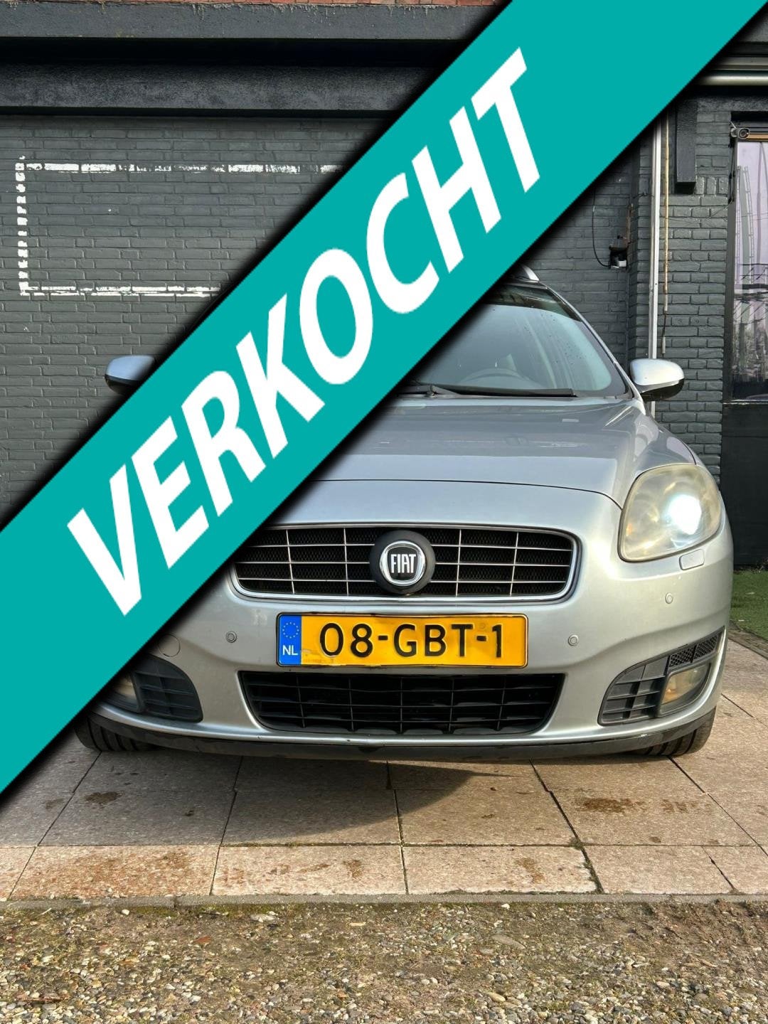 Fiat Croma 2.2 16V Corporate Premium, Gebruikt, 4 cilinders, 700 kg, 1505 kg