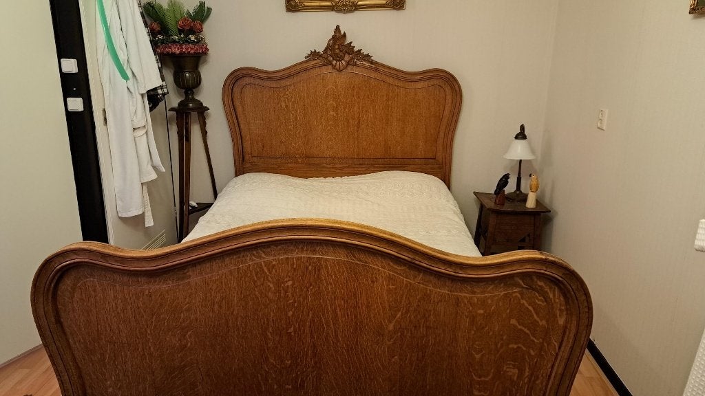 Louis XV Bed, Antiek en Kunst, Ophalen