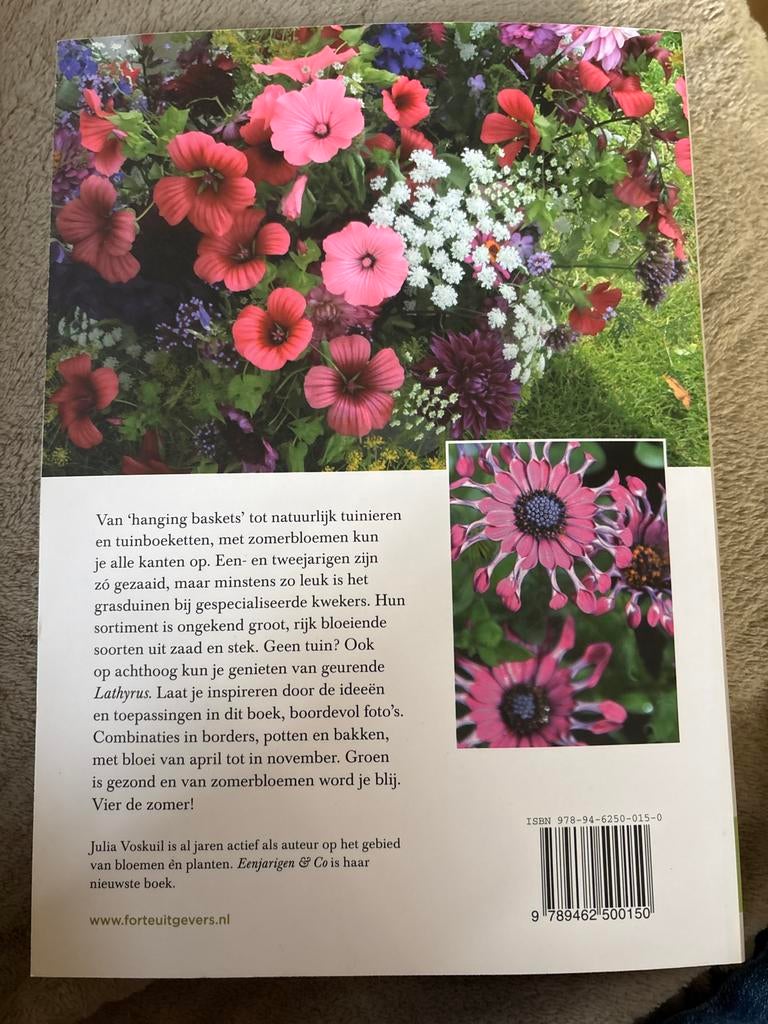 Eenjarigen & Co: Zomerbloemen voor pluktuin en meer, Boeken, Ophalen of Verzenden, Zo goed als nieuw, Tuinieren en Tuinplanten