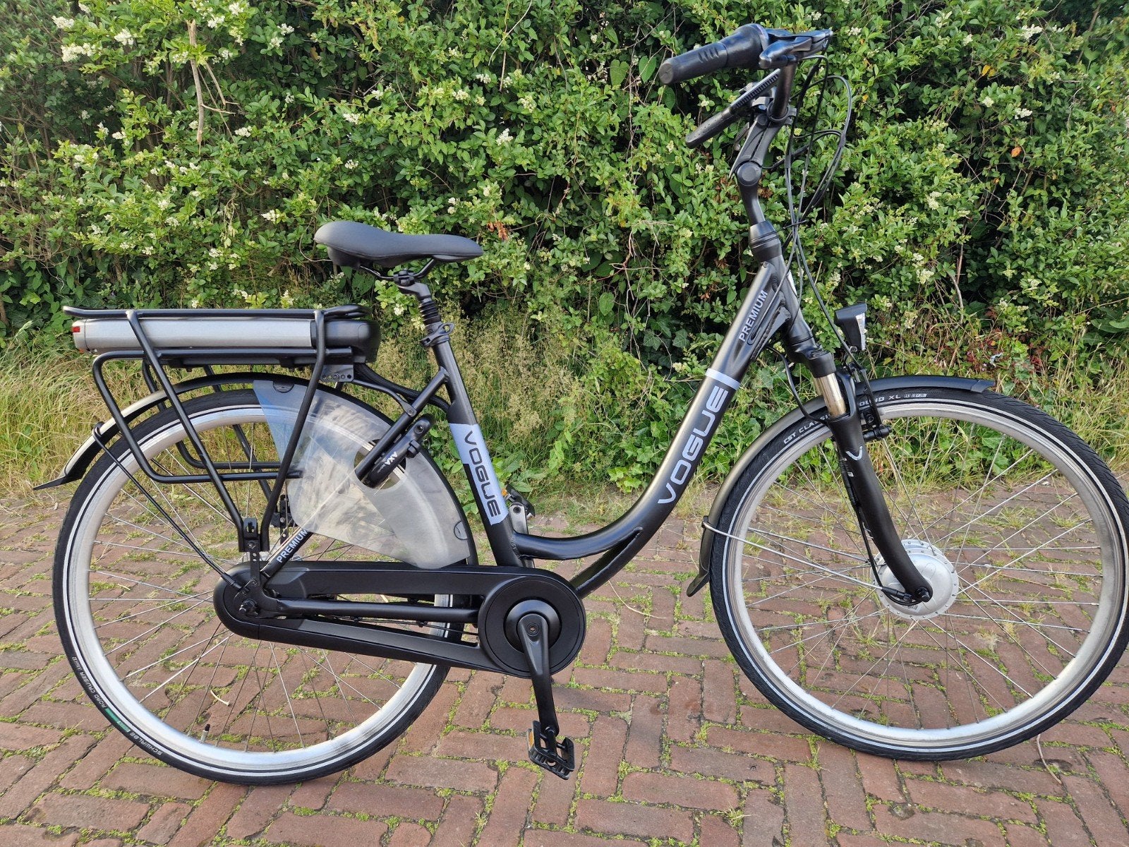ELEKTRISCHE FIETS VOGUE PREMIUM(STERKE ACCU 481WH), Ophalen, Zo goed als nieuw, Overige merken