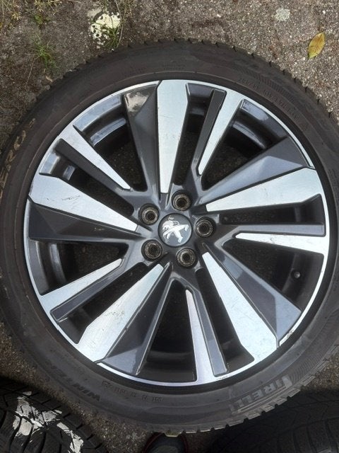 Peugeot velgen en winterbanden 3008/5008, Auto-onderdelen, Banden en Velgen, Gebruikt, Velg(en), Personenwagen, Ophalen