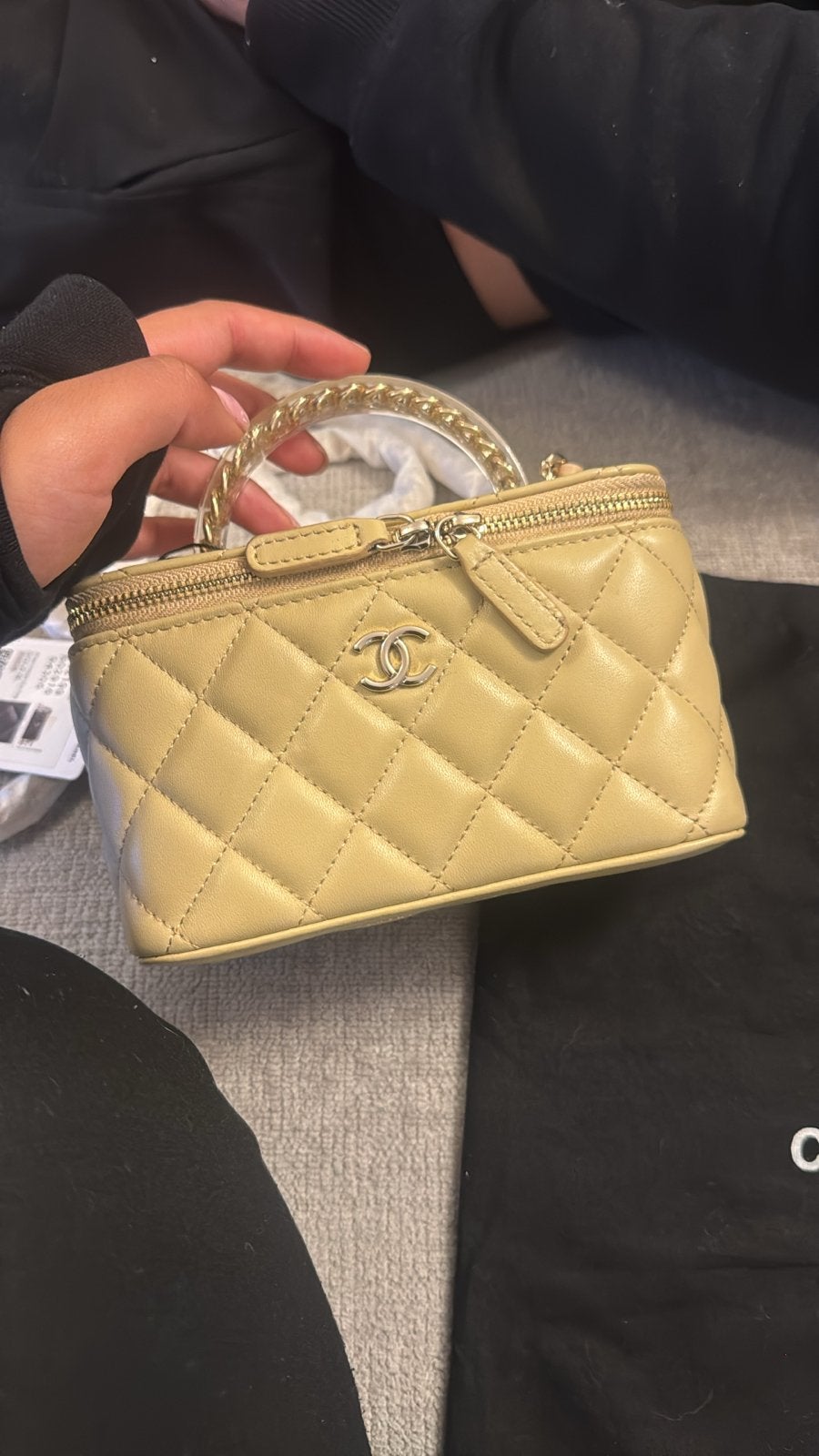 Chanel Vanity Case Beige Zo Goed Als Nieuw, Sieraden, Tassen en Uiterlijk, Tassen | Damestassen, Ophalen of Verzenden, Zo goed als nieuw