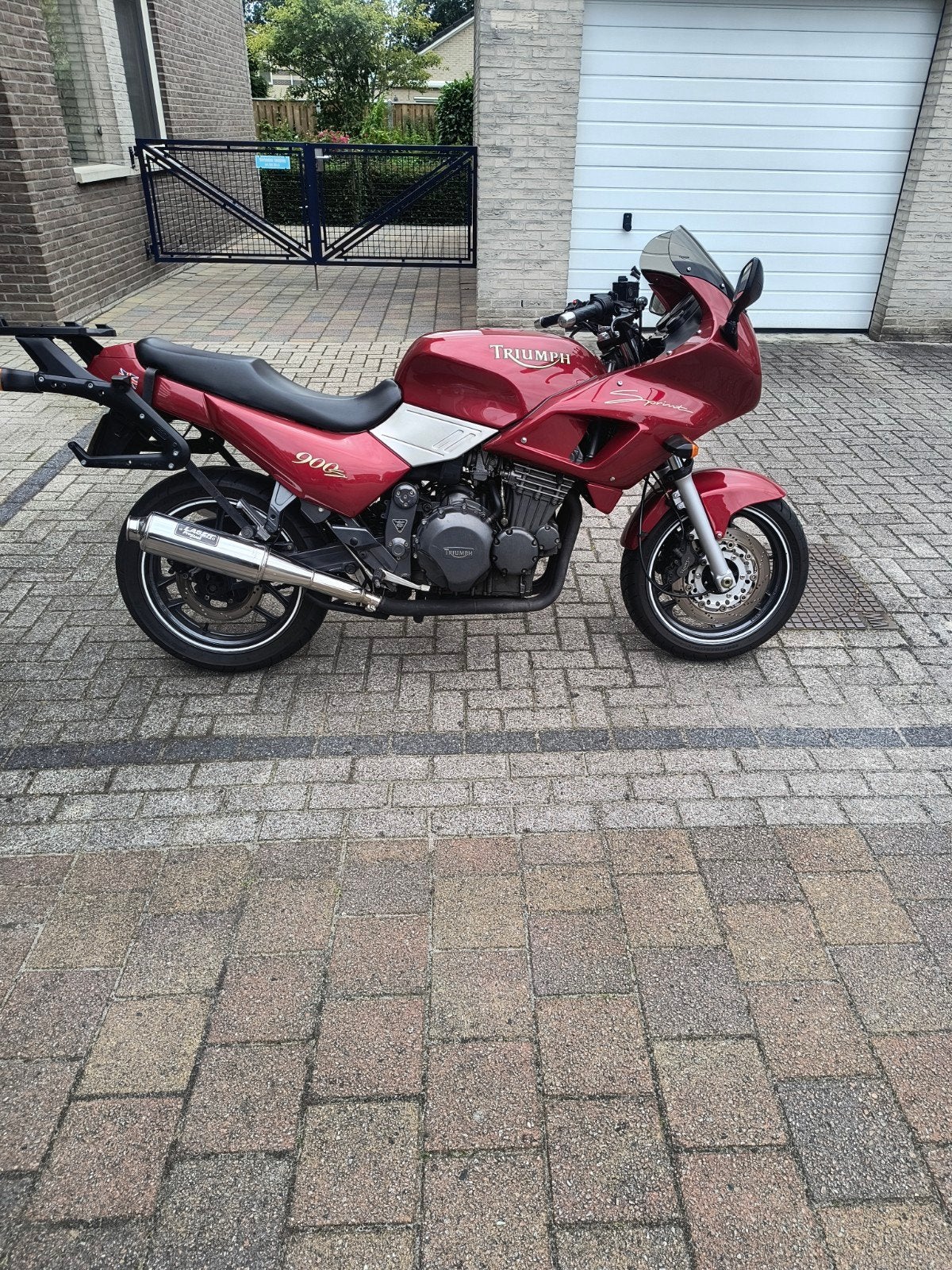 Triumph Sprint 900 Toermotor - Goed onderhouden, Motoren, Motoren | Triumph, Particulier, Toermotor, meer dan 35 kW, 3 cilinders