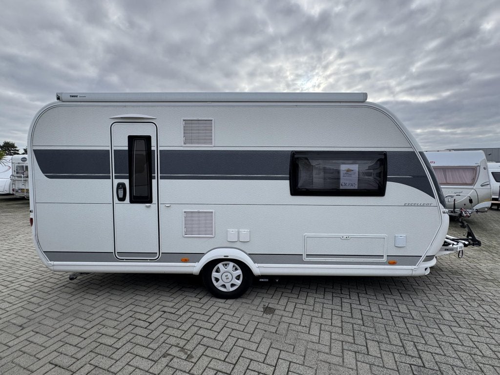 Hobby Excellent 460 SL Enkele bedden, Airco, Koelkast, Hobby, Bedrijf, Treinzit