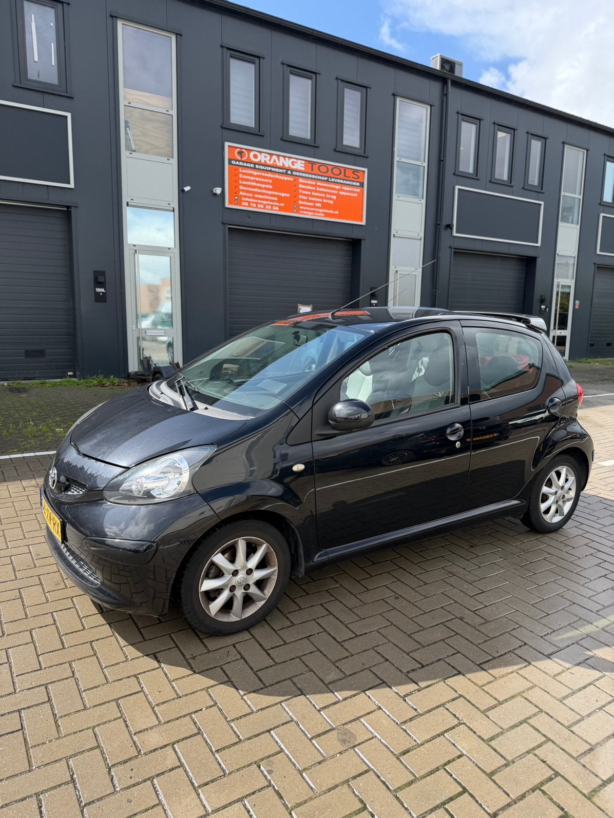 Toyota Aygo 1.0 12V Vvt-i 5Deurs 2007 Zwart Airco/Carplay, Voorwielaandrijving, 4 stoelen, Origineel Nederlands, Bedrijf