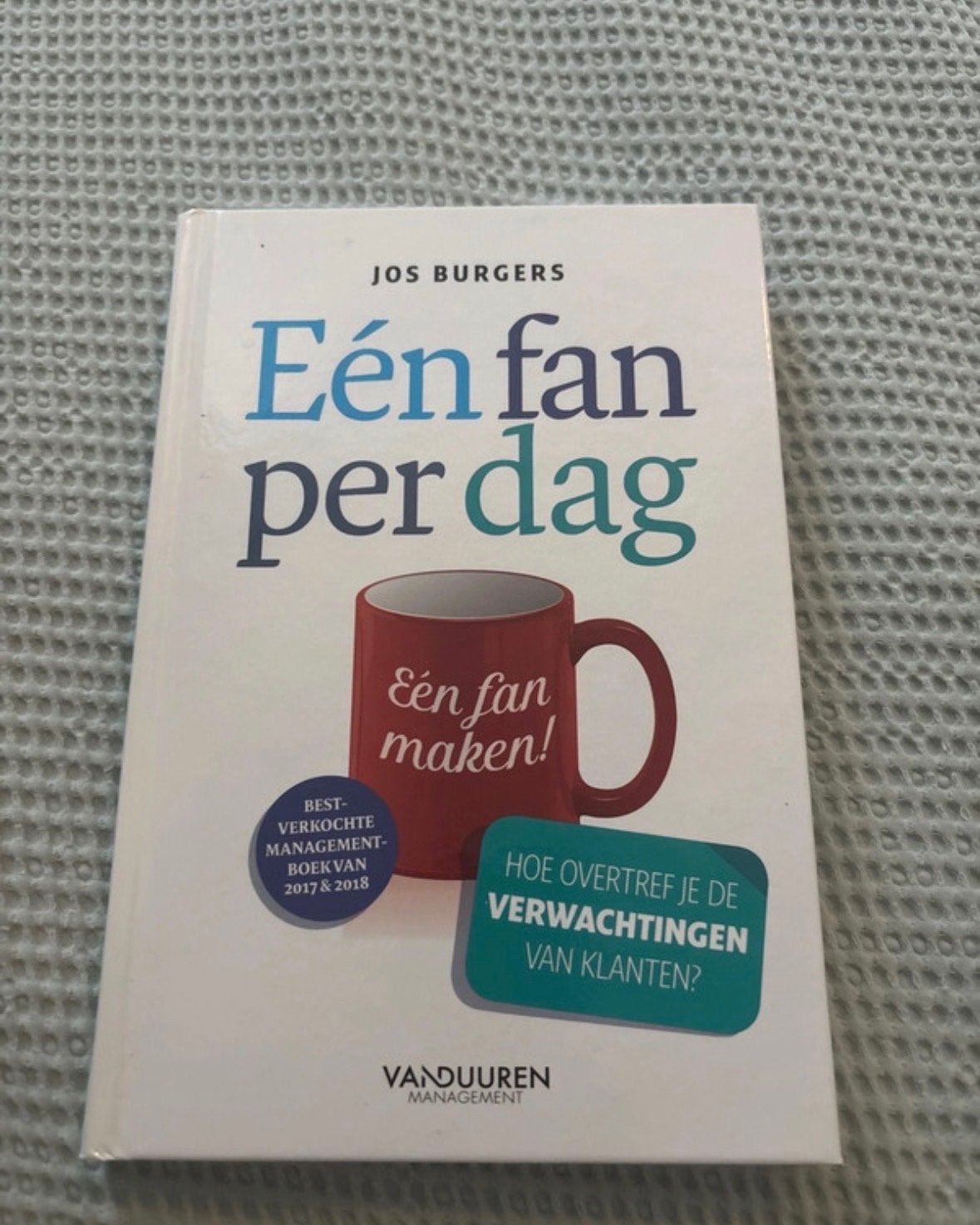 Eén fan per dag - Jos Burgers (Managementboek), Boeken, Ophalen of Verzenden, Zo goed als nieuw, Management