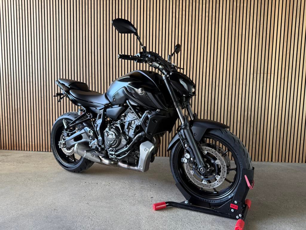 Yamaha MT-07 (bj 2021), Occasion, Motorrijbewijs A, Bedrijf, Meer dan 35 kW
