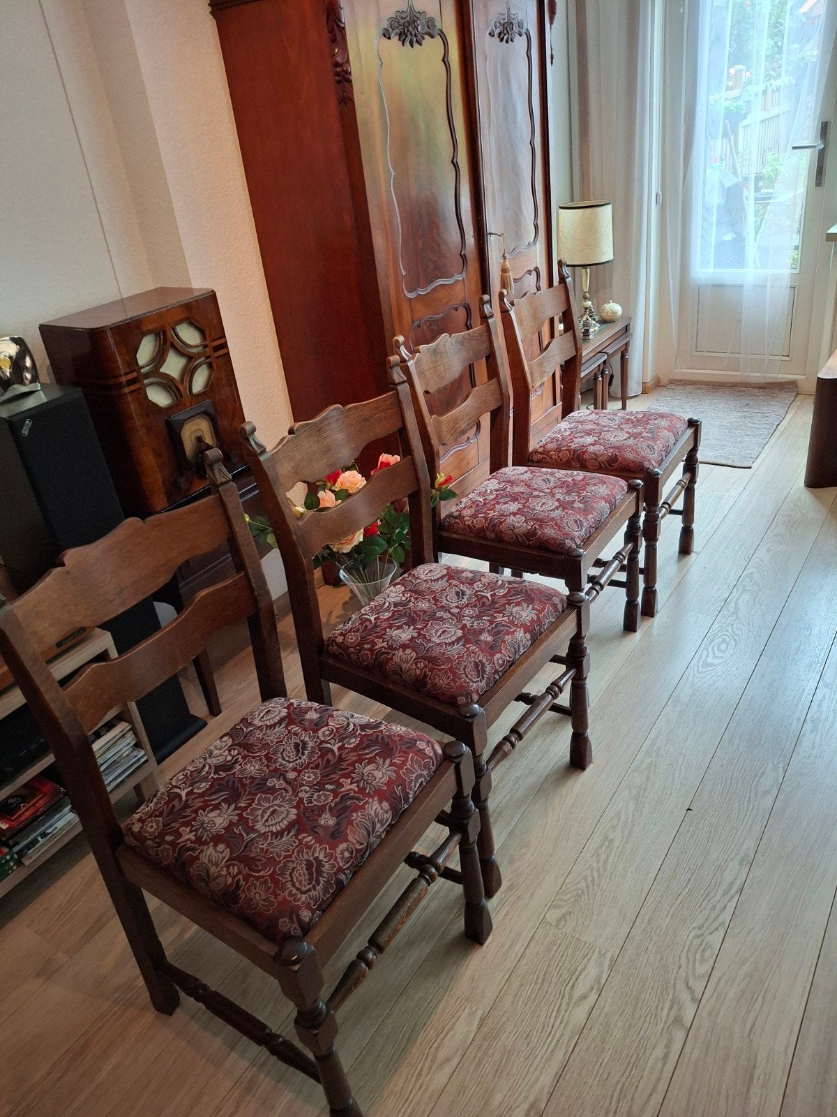 Mechelse stoelen 4x, Ophalen