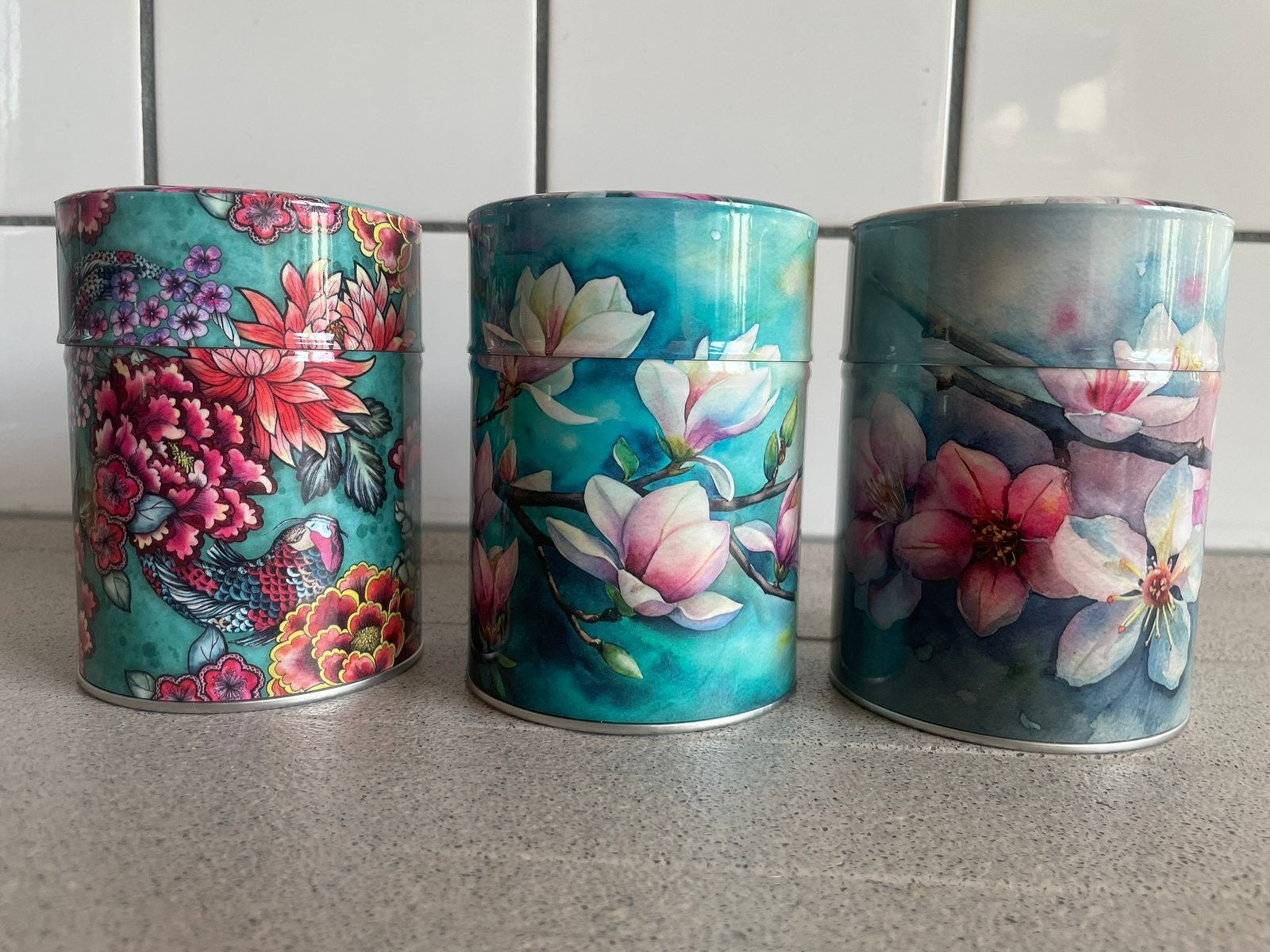 Theeblikken Esprit Celadon kersenbloesem magnolia koi-vis, Ophalen of Verzenden, Zo goed als nieuw