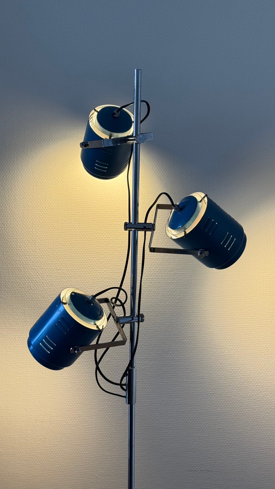 Vintage vloerlamp staande lamp Herda, Huis en Inrichting, Lampen | Vloerlampen, Ophalen, Gebruikt, Metaal, 150 tot 200 cm