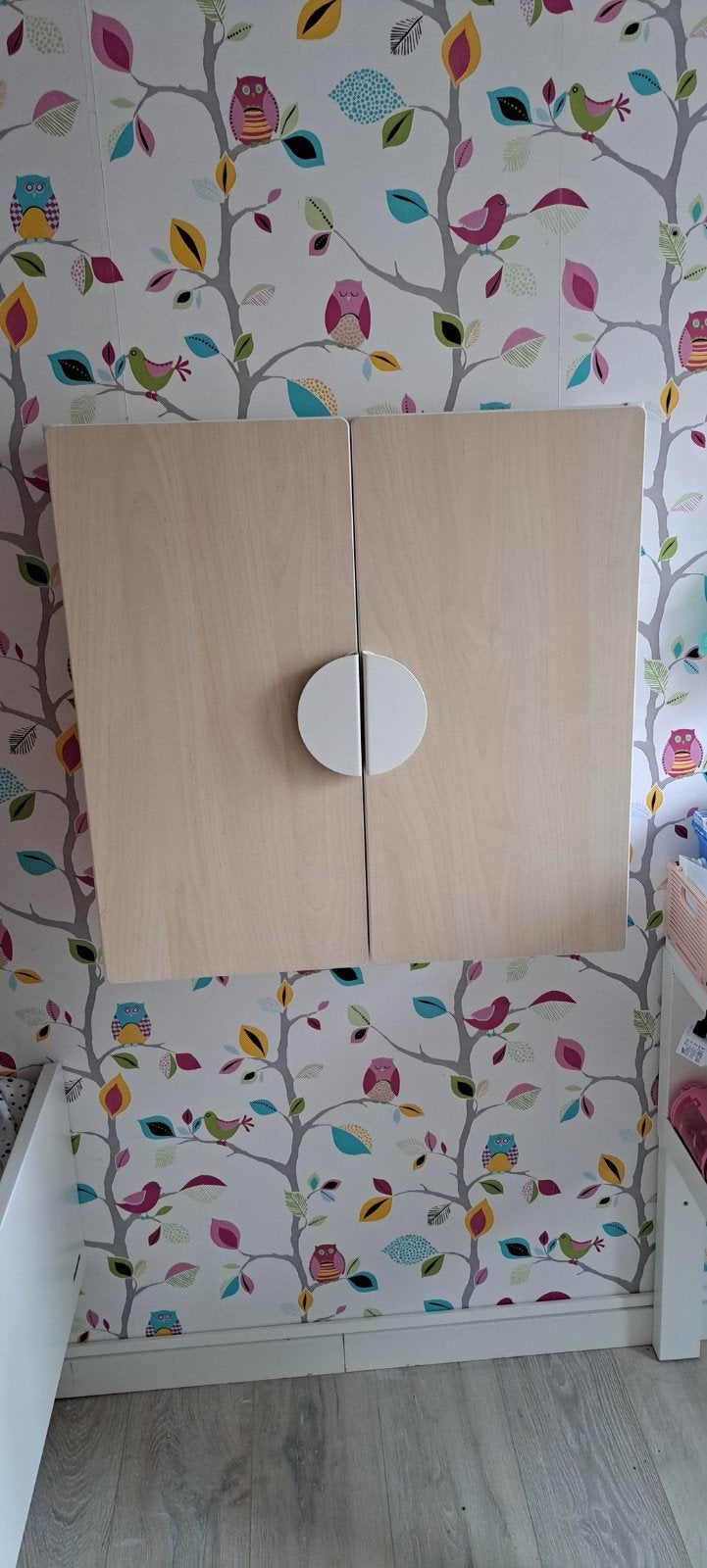 Smastad kast Ikea 60x32x60 cm, met bevestiging , zgan, Kinderen en Baby's, Zo goed als nieuw, Minder dan 50 cm, Ophalen, Minder dan 90 cm