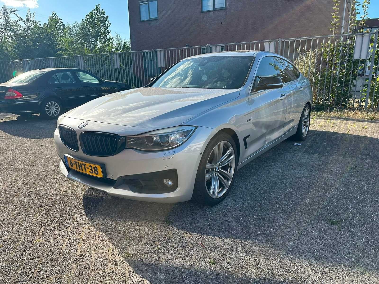 BMW - 2014 - 3-serie Gran Turismo - 320i High Executive - Au, Auto's, BMW, Automaat, Achterwielaandrijving, Gebruikt, Euro 6
