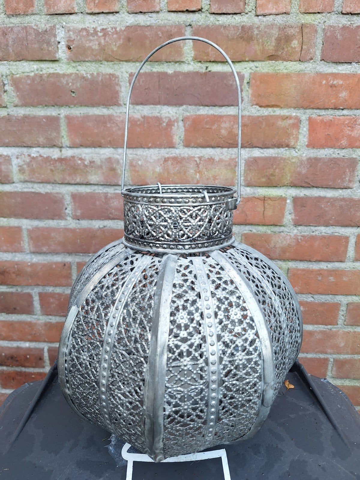 Decoratieve metalen lantaarn met handvat, Ophalen, Gebruikt, Oosters, Metaal