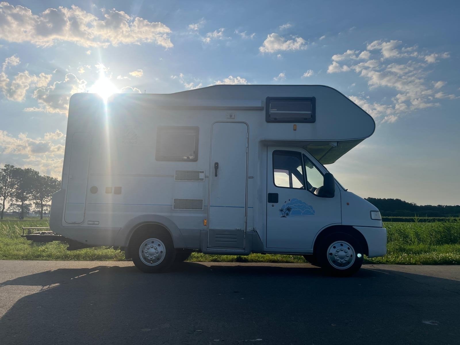 Knaus Alkoof Camper bj 1996, Brandblusser, Standaard zit, Alkoof, Ringverwarming