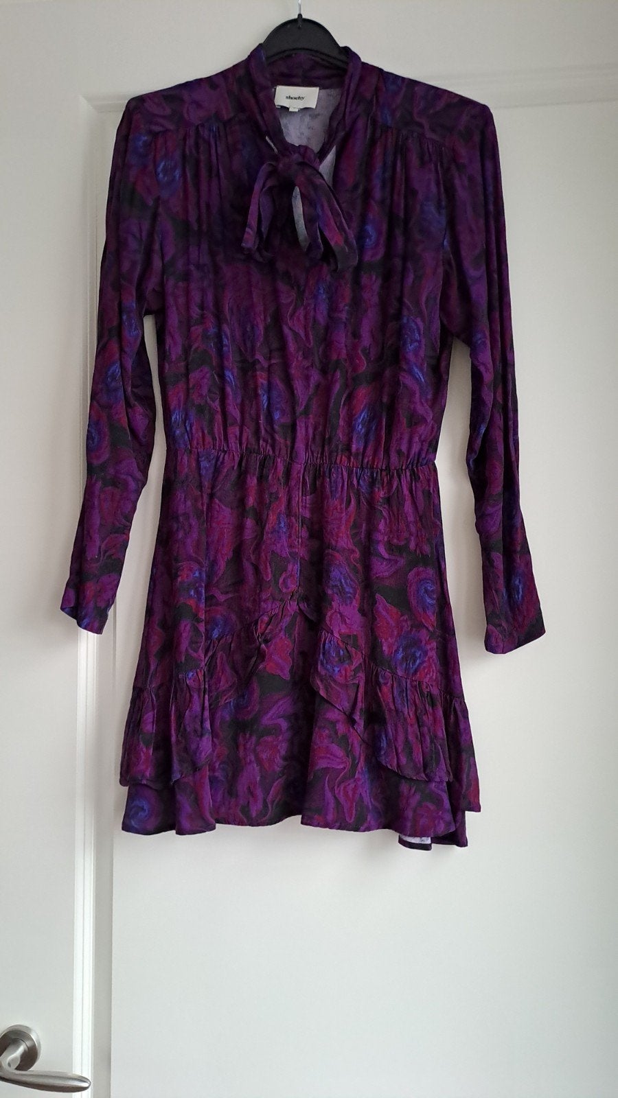 Shoeby dames jurk maat S met paarse bloemenprint, Kleding | Dames, Paars, Ophalen of Verzenden, Zo goed als nieuw, Shoeby