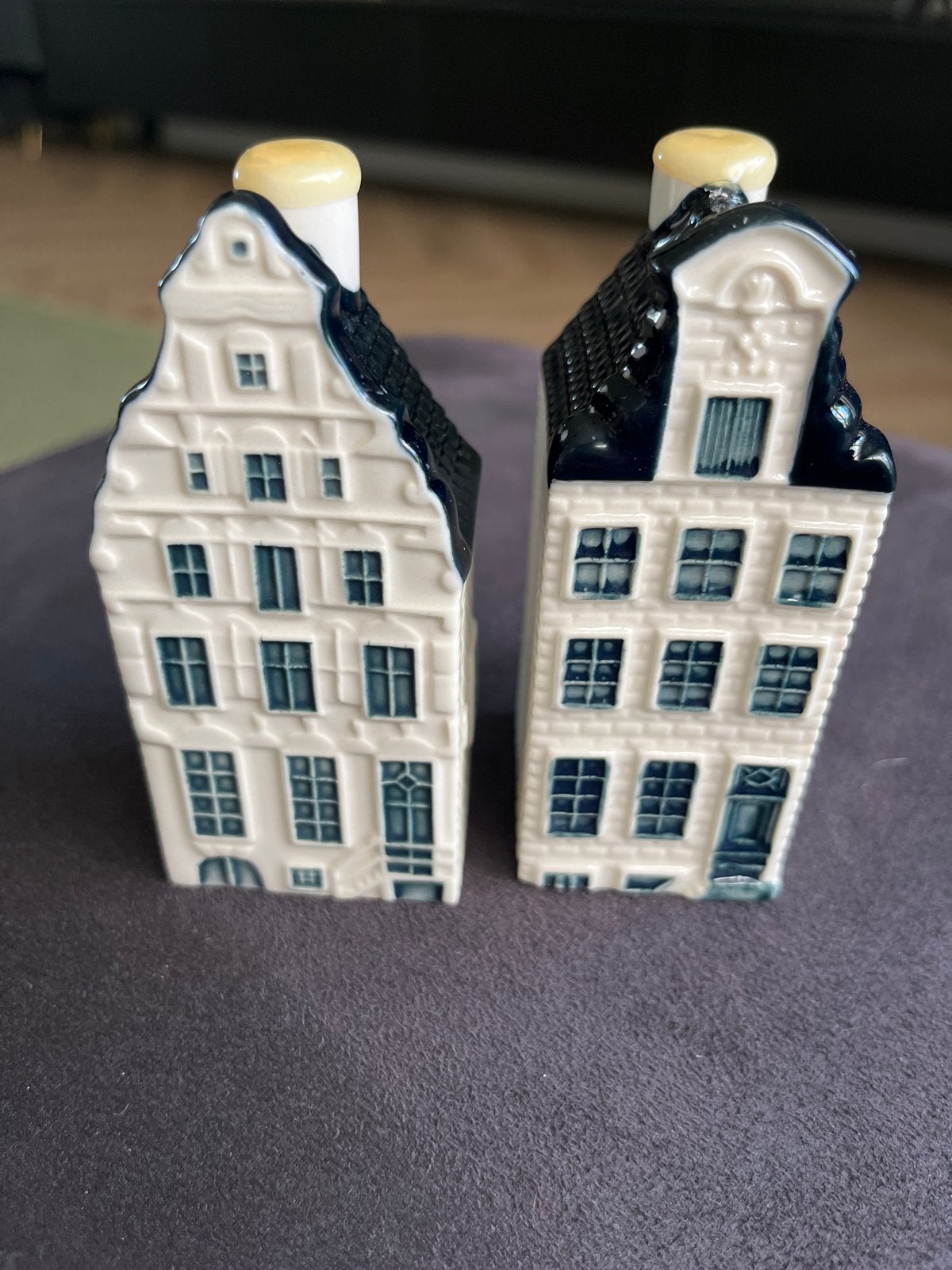 KLM huisjes 53 en 59 - Gevuld, Ophalen, Zo goed als nieuw, 41 t/m 60, Gevuld
