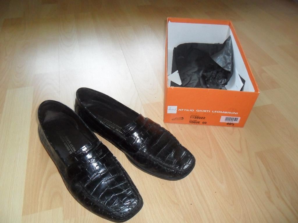 DAMESSCHOENEN INSTAPPERS LOAFERS MAAT 40 ZGAN ATTILIO GIUSTI, ATTILIO GIUSTI LEOMBRUNI, Ophalen of Verzenden, Zo goed als nieuw