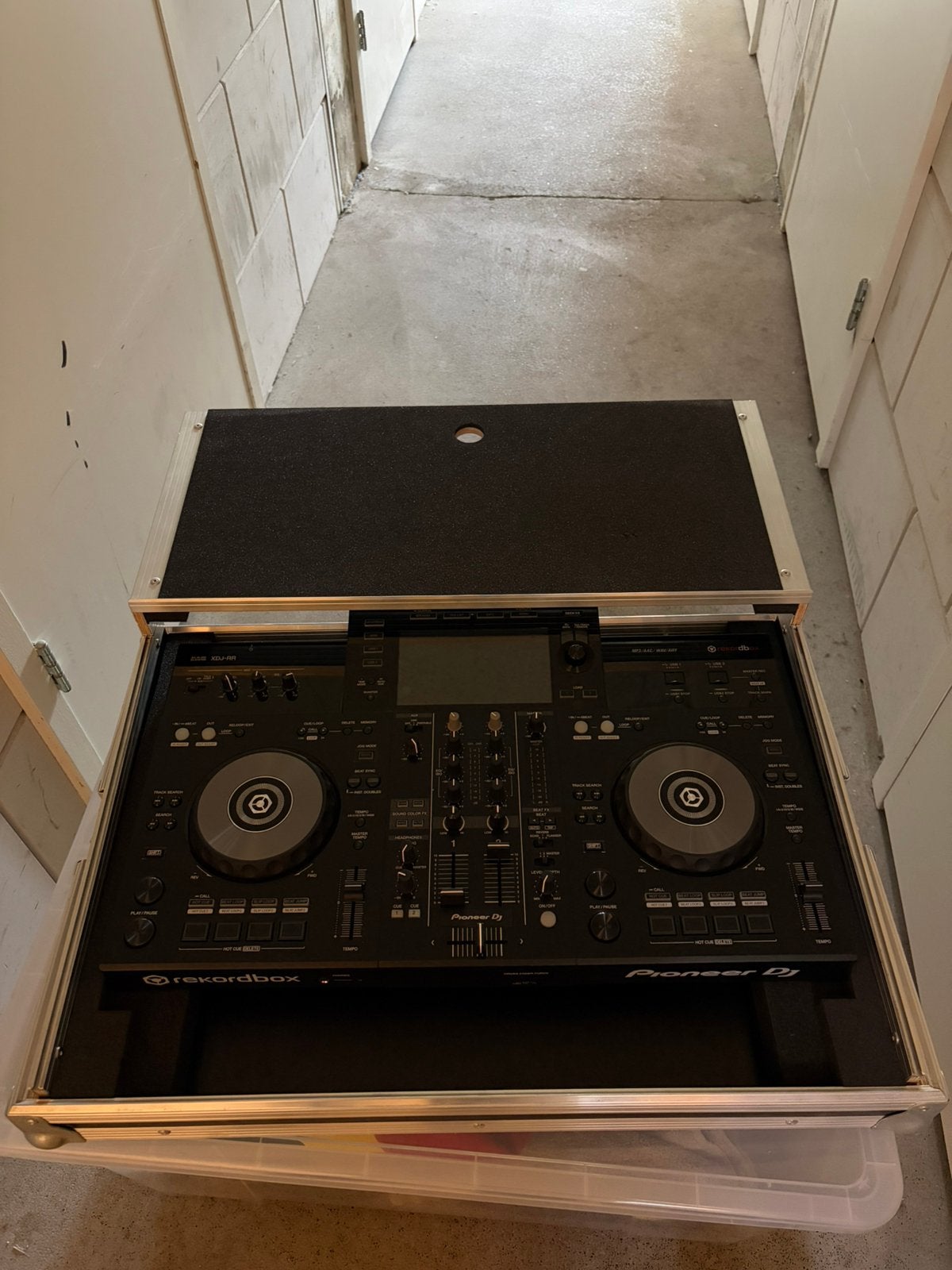 Complete DJ-set Pioneer XDJ-RR, speakers, DJ-booth en licht, Ophalen, Zo goed als nieuw, Overige merken