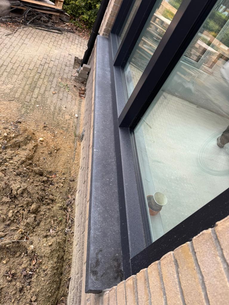 Hardstenen raamdorpels, Ophalen, Nieuw