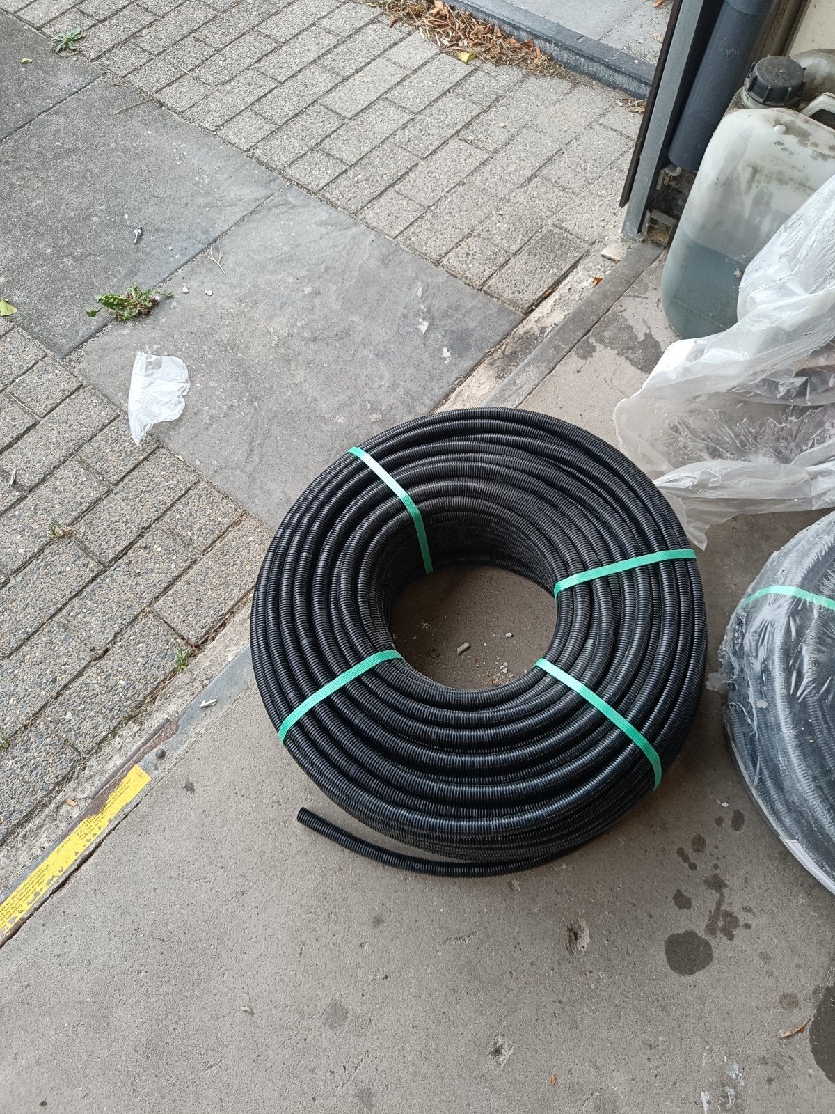 2 rollen flexibele buis 19mm - Nieuw, Ophalen, Nieuw, Attema, Kabel of Snoer
