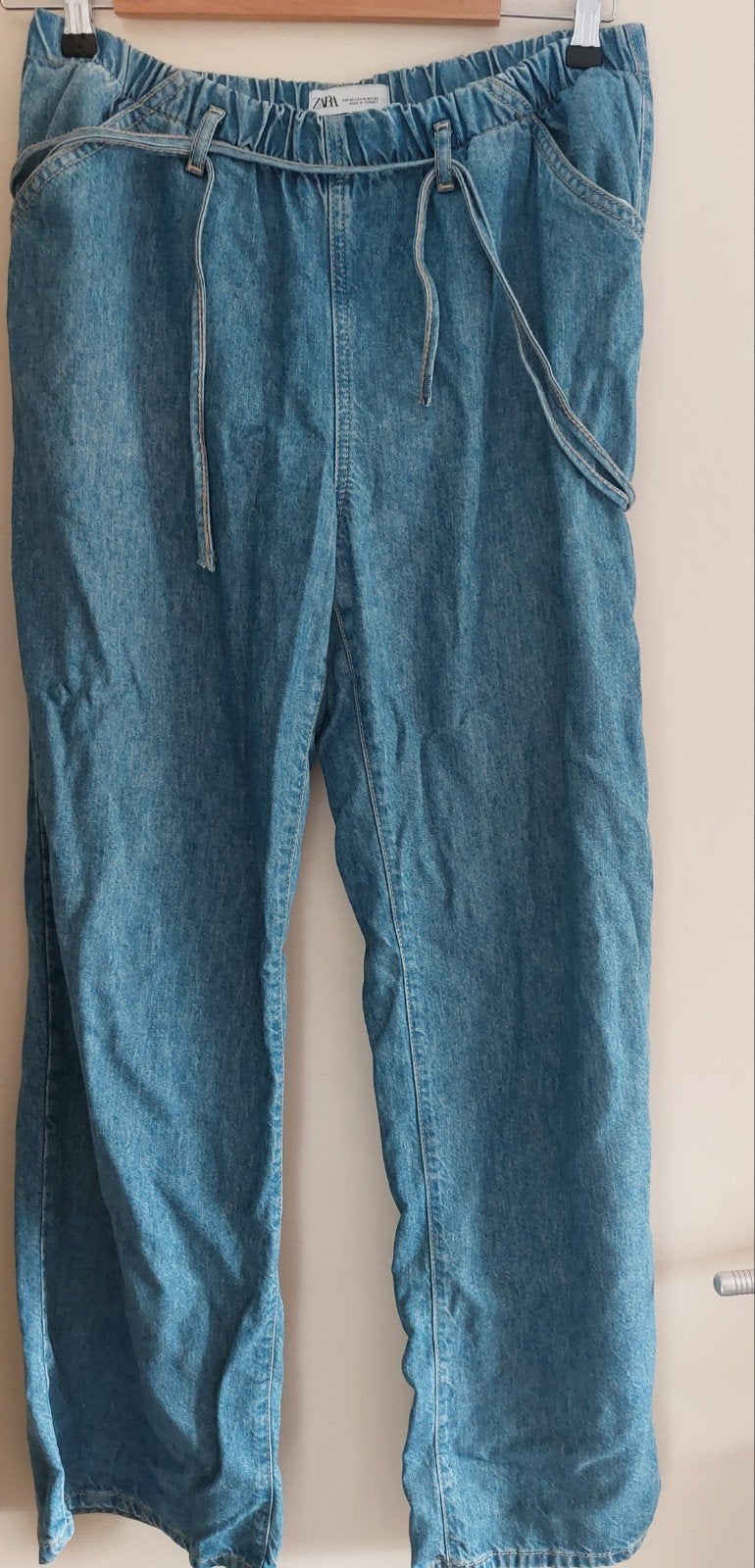 Zara spijkerbroek met elastische tailleband, Blauw, Zara, Maat 42/44 (L), Ophalen of Verzenden