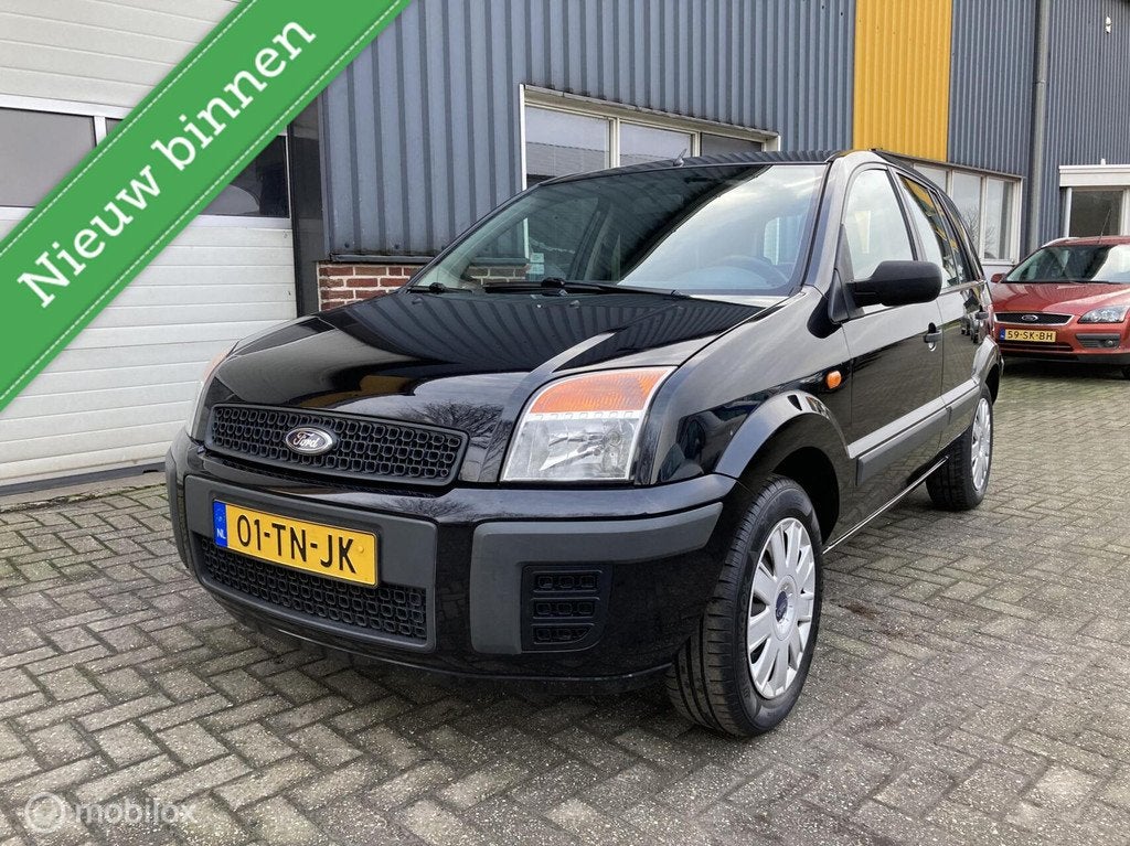 Ford Fusion 1.4-16V Champion NETTE AUTO!, Auto's, Ford, Voorwielaandrijving, 15 km/l, Gebruikt, Origineel Nederlands