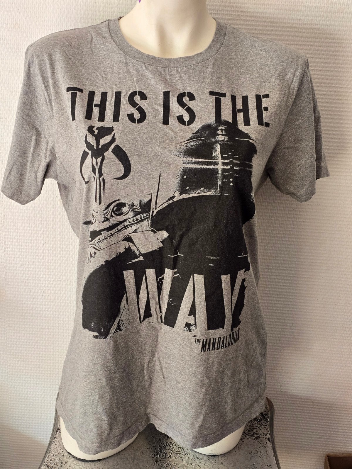 Star Wars The Mandalorian T-shirt - Maat M - Grijs, Kleding | Heren, Maat 48/50 (M), Ophalen of Verzenden, Gedragen, Star Wars