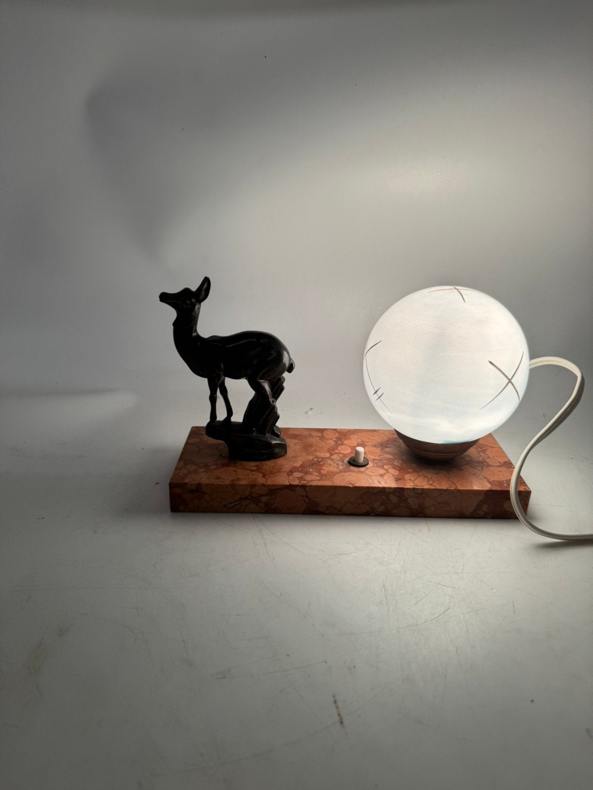 Art Deco Sculptuurlamp 'Hert' - Gesigneerd TEDO, Ophalen of Verzenden