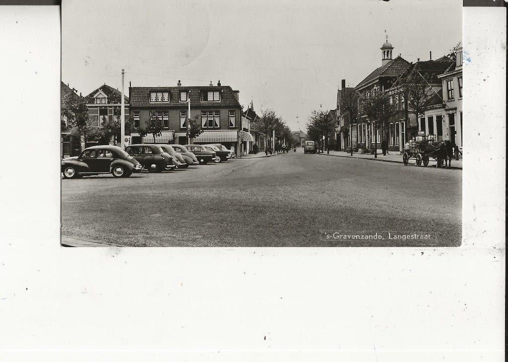 s Gravenzande Langestraat met melkboer met paard en wagen, Verzamelen, Ansichtkaarten | Nederland, Ophalen of Verzenden, 1940 tot 1960