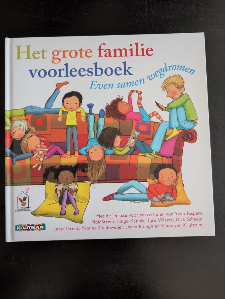 Het grote familie voorleesboek - Even samen wegdromen, Ophalen of Verzenden, Zo goed als nieuw, Yvon Jaspers, MainStreet, Hugo Kennis, Tyra Wiertz, Dirk Scheele
