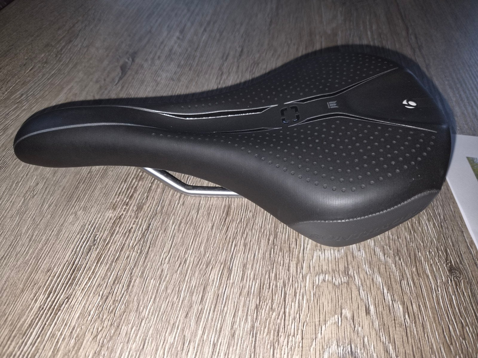 Bontrager Evoke dames fietszadel - nieuw, Leer, Mountainbike, Nieuw, Ophalen of Verzenden