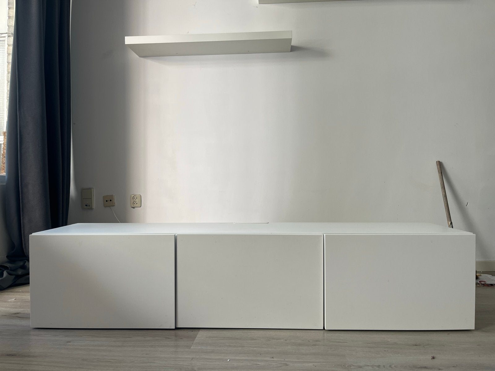 Ikea Besta TV meubel - zo goed als nieuw, Ophalen, 150 tot 200 cm, Zo goed als nieuw, Minder dan 100 cm
