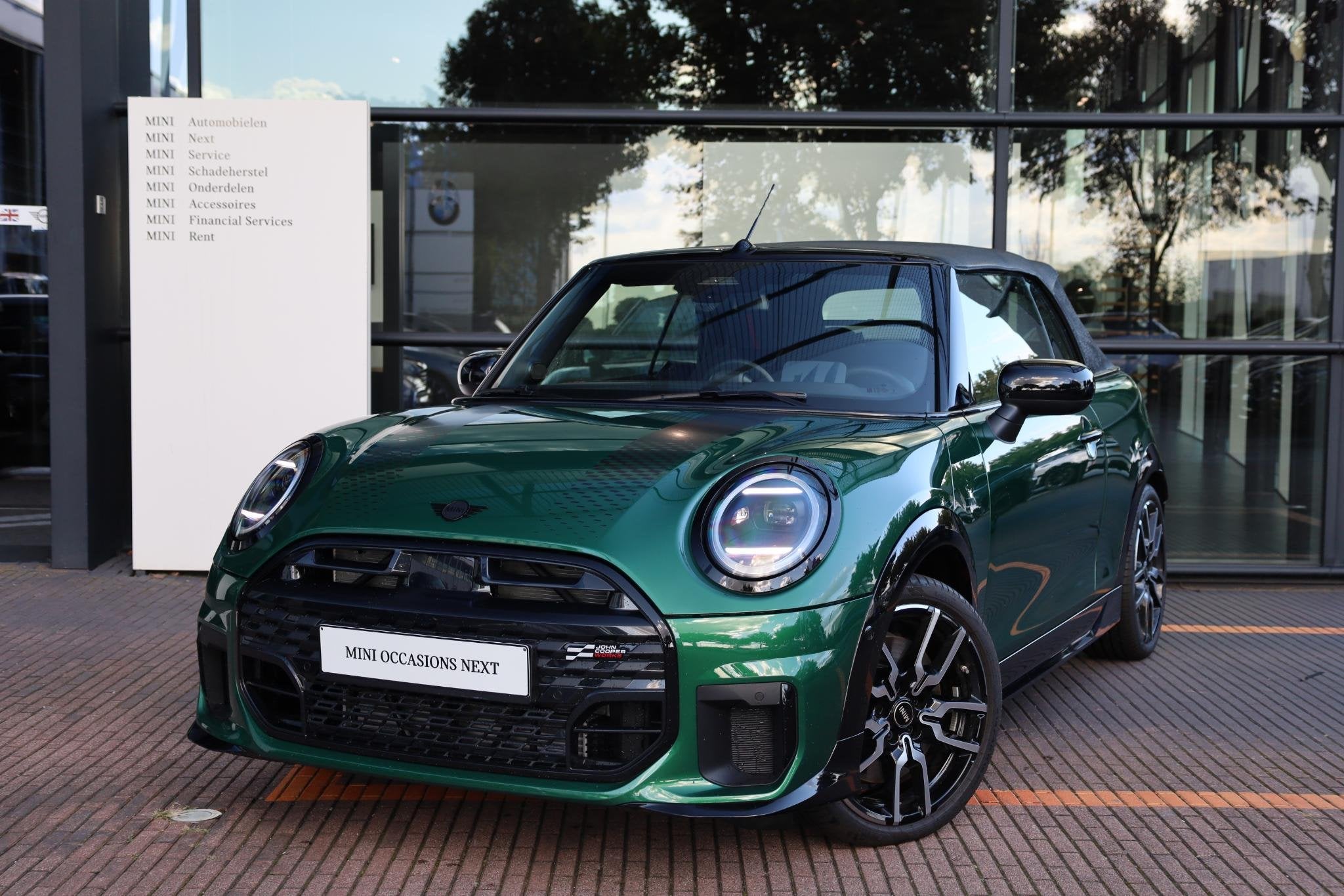MINI Cabrio Cooper S | John Cooper Works uitvoering + M Pakk, Auto's, 1998 cc, Gebruikt, 4 cilinders, 4 stoelen