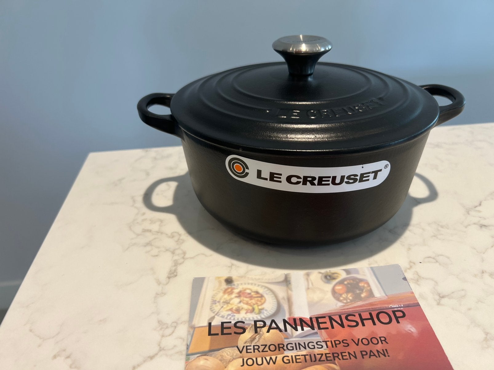 Le Creuset braadpan 20 cm geleverd in de doos, Huis en Inrichting, Keuken | Potten en Pannen, Gietijzer, Nieuw, Ophalen of Verzenden