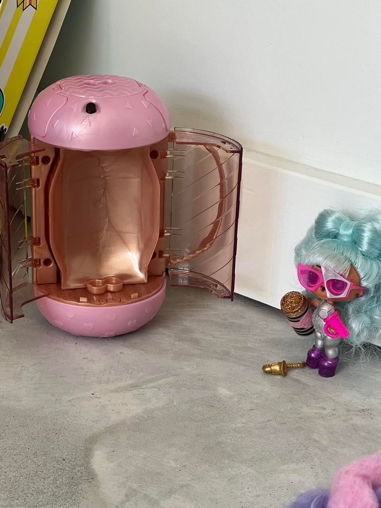 LOL Surprise pop met capsule en accessoires, Ophalen of Verzenden, Gebruikt, Overige typen