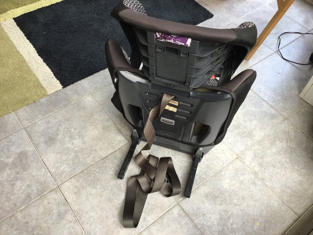 Te koop kinderstoel voor in de auto, Ophalen of Verzenden, Gebruikt
