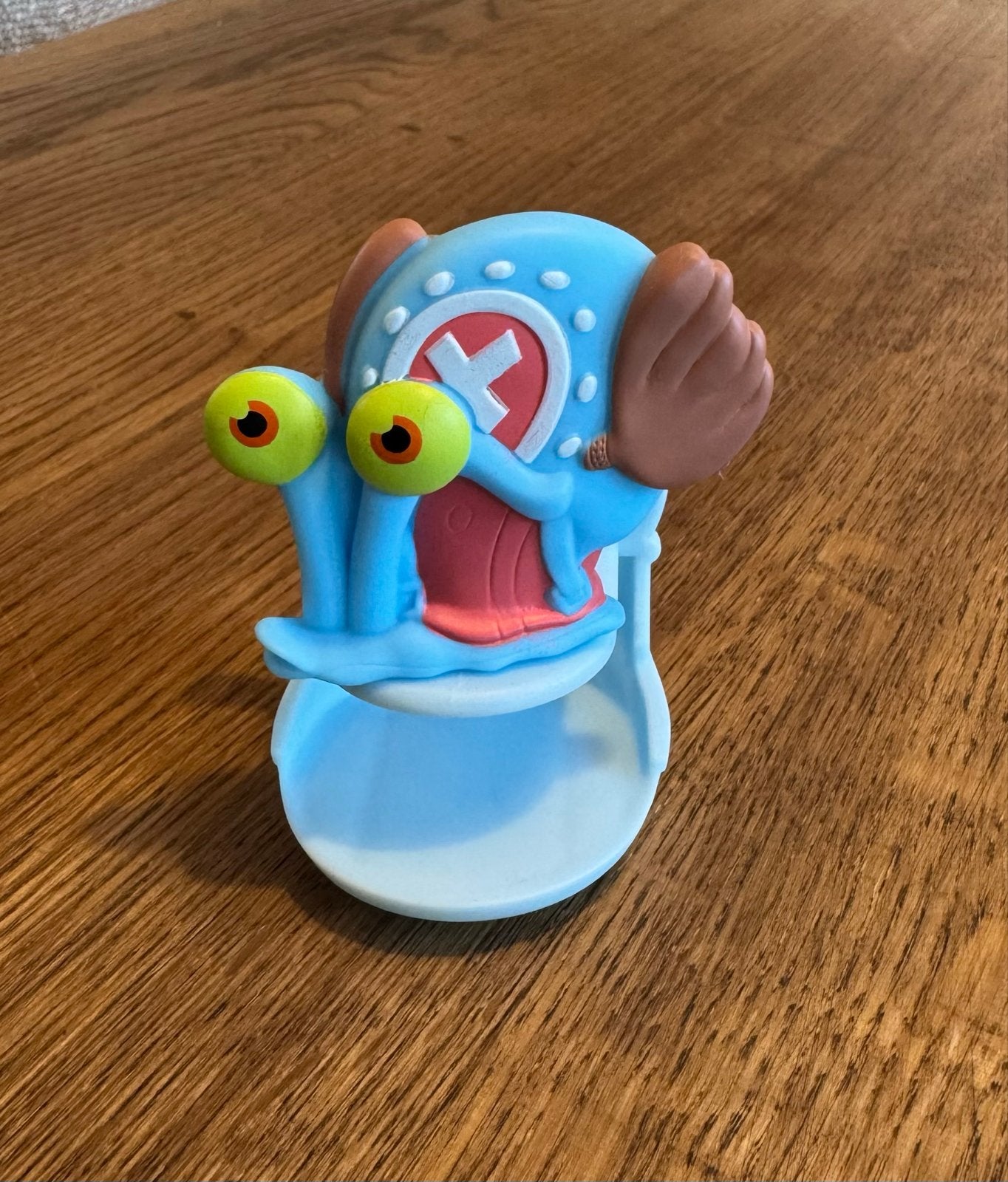 One Piece Den Den Mushi Chopper figuur houder, Verzenden, Zo goed als nieuw