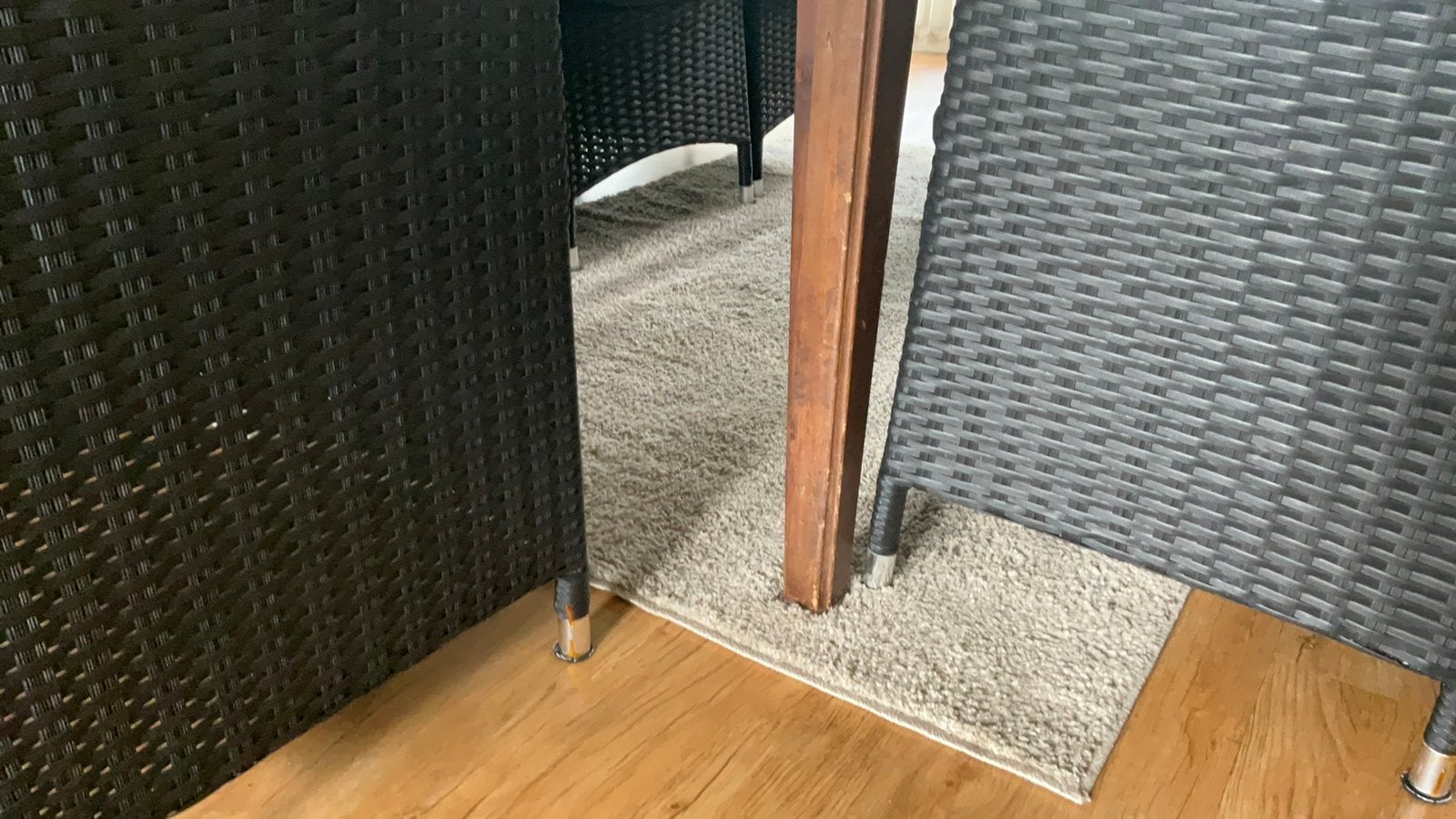 Crèmekleurig gemêleerd vloerkleed 1.30 m bij 1.90 m, Ophalen, Zo goed als nieuw, Rechthoekig, Minder dan 100 cm