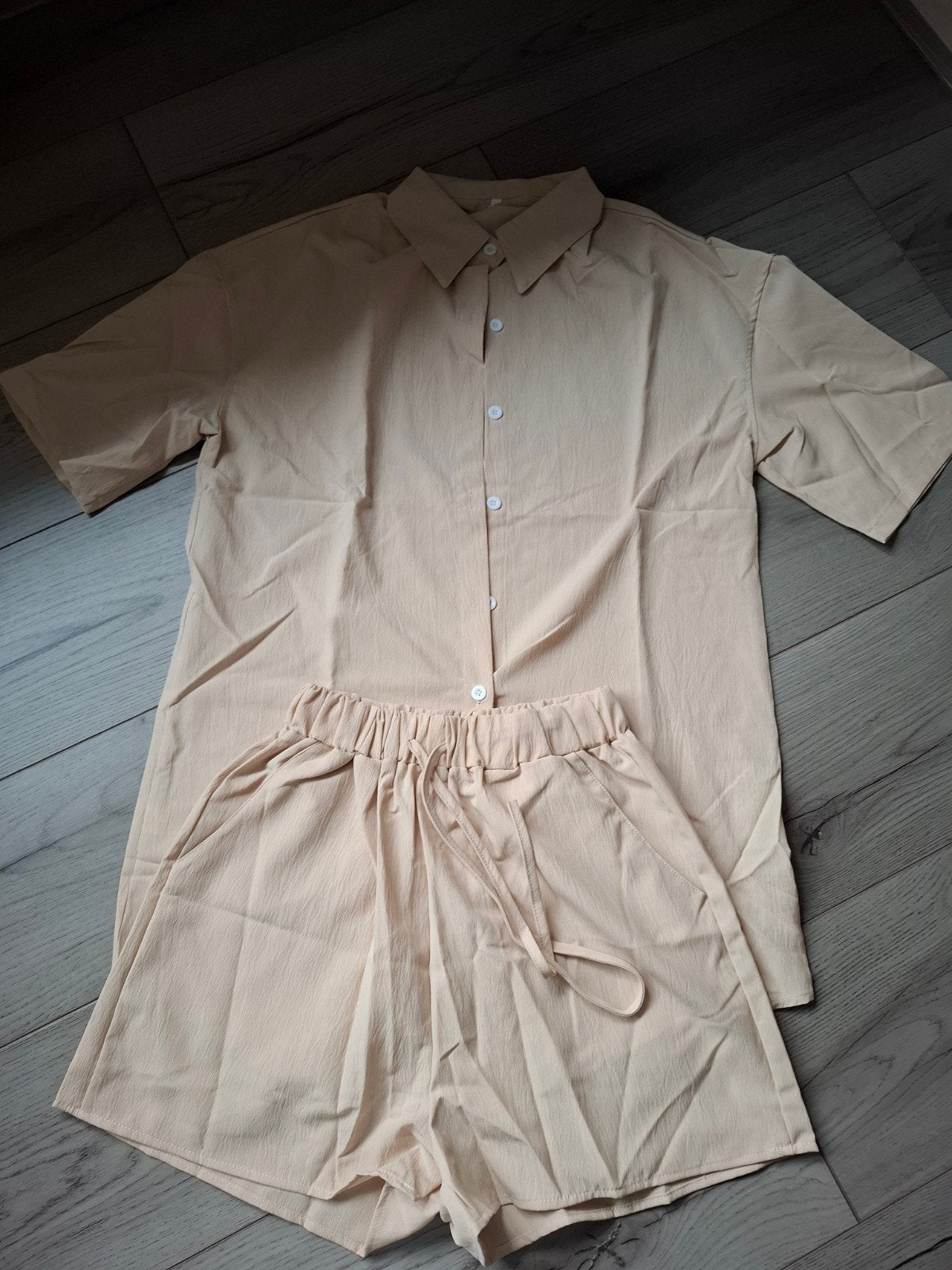Beige 2-Delige Dames Zomerset Blouse en Shorts Maat S, Kleding | Dames, Verzenden, Nieuw, Beige