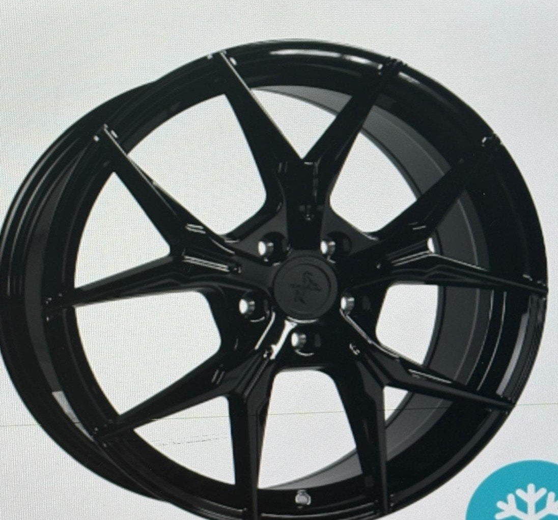 Mooie 18 inch All Season velgen met banden voor BMW 1 Serie, Auto-onderdelen, Banden en Velgen, Ophalen, 18 inch, Banden en Velgen