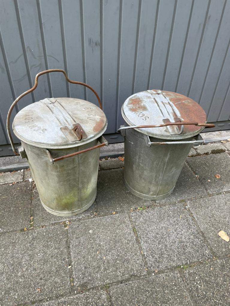 2 authentieke vintage zinken vuilnisemmers Gemeente Schiedam, Ophalen, Huis en Inrichting
